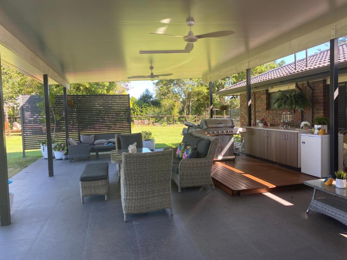 Ark Accommodation Glass House Mountains Exteriör bild
